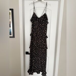 Vernacular Floral midi Black Dress